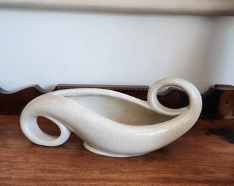 MCM West Coast Pottery Planter #472 in Speckled Oat