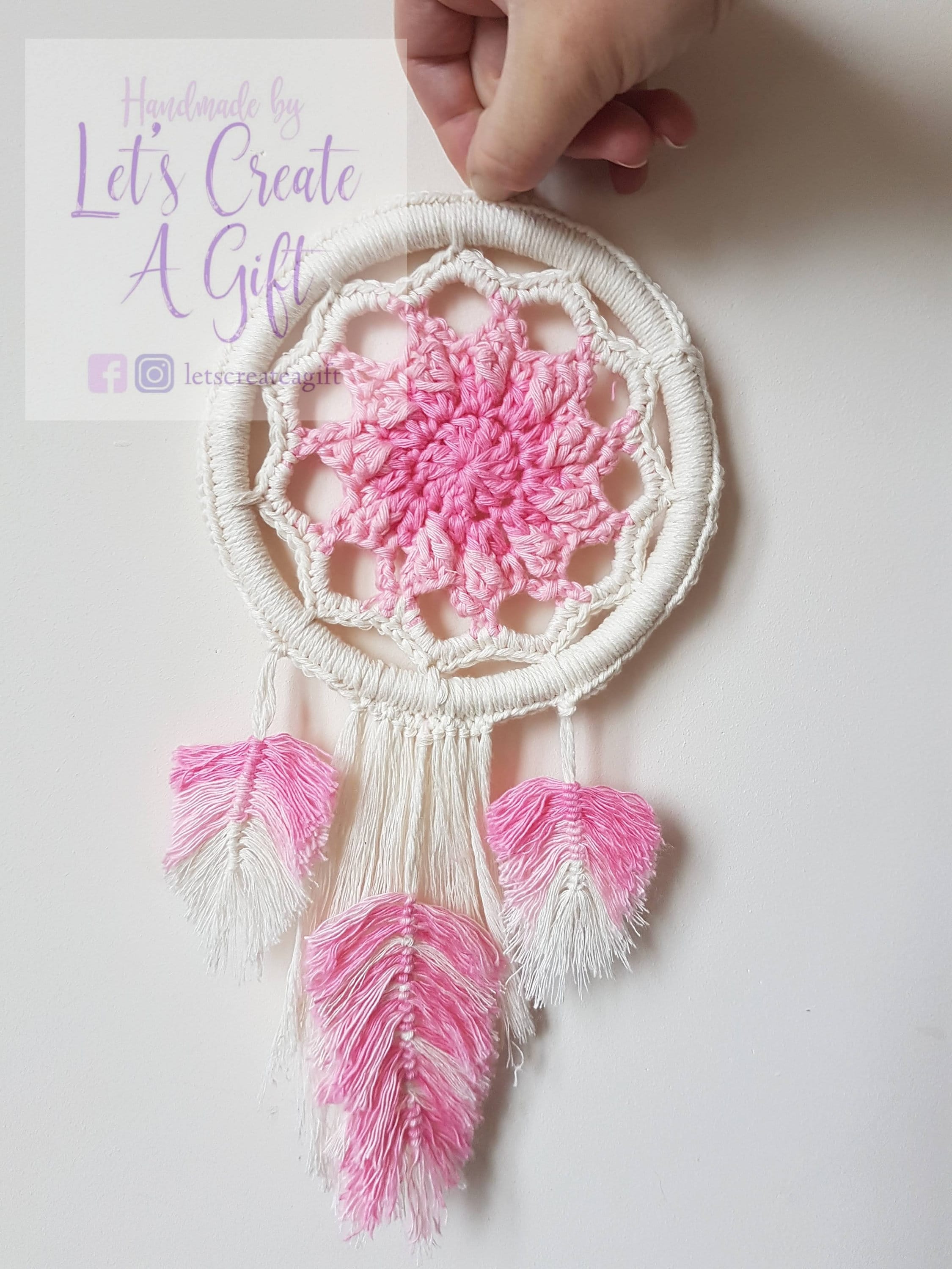 Crochet Dream Catcher 27cm Cream /& Blue Web Cream Tassels White Feathers