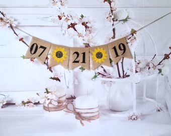 Custom WEDDING Date Burlap banner,Happy Wedding sunflower,Engaged party banner,rustic burlap banner,From miss to mrs banner,Bride to be.