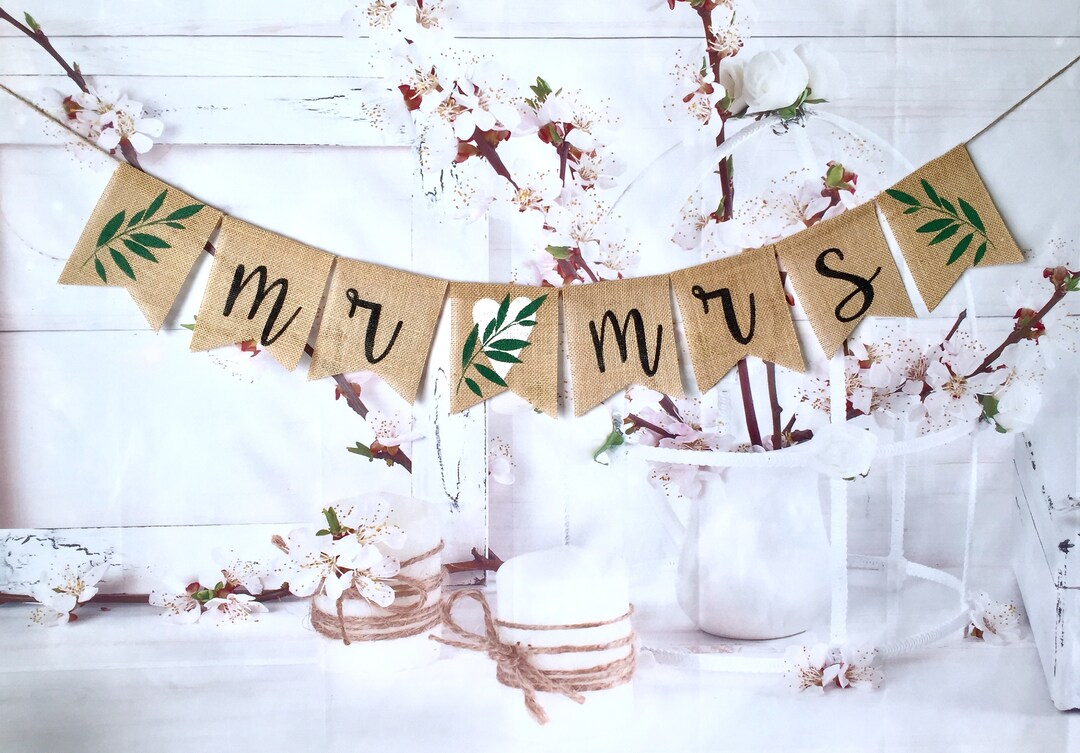 Custom MR and MRS WEDDING Burlap Banner, Greenery Bridal Shower Banne