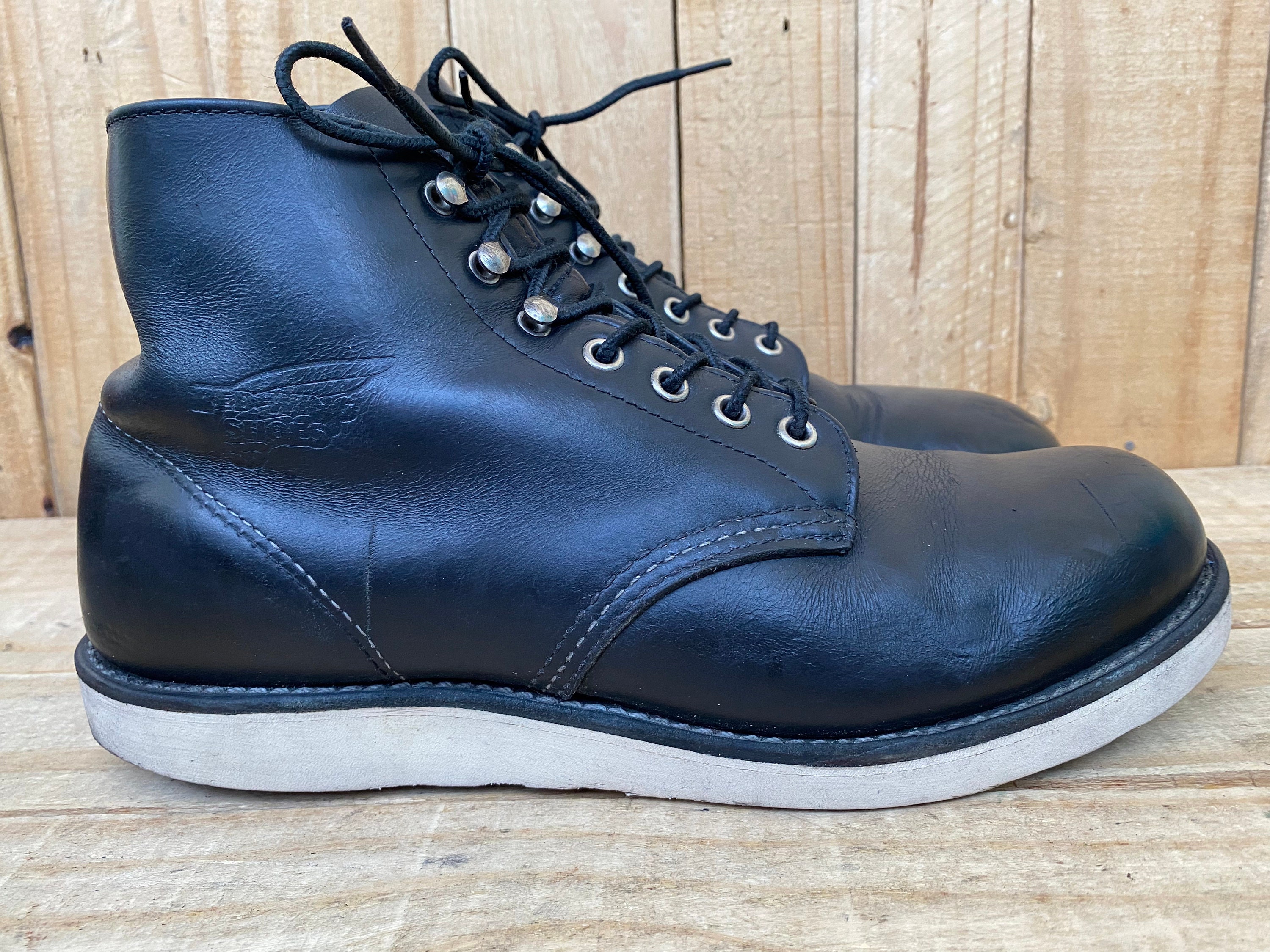 Red Wing 8165 Black Round-toe Work Boots Men