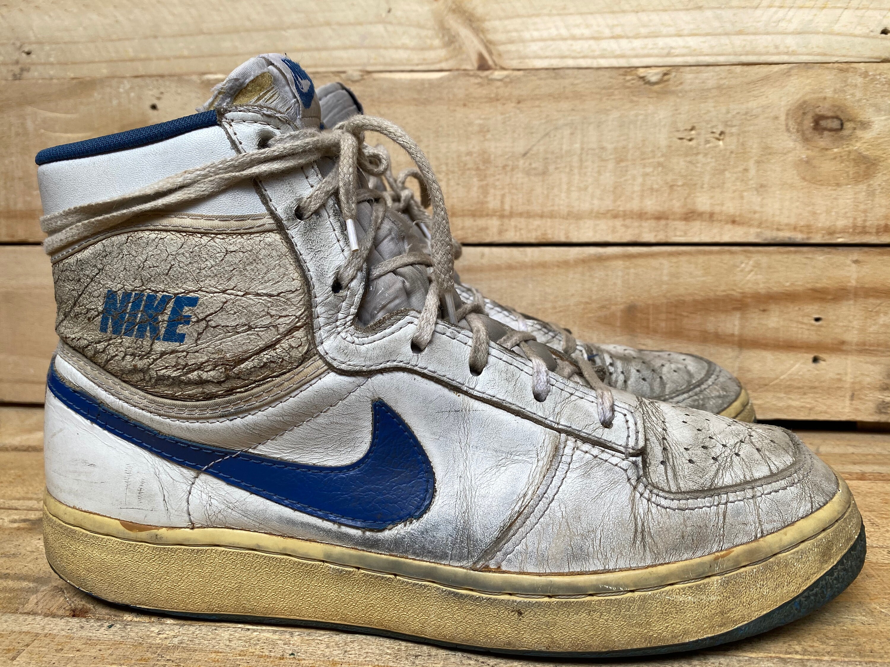 canvas nikes from the 80s