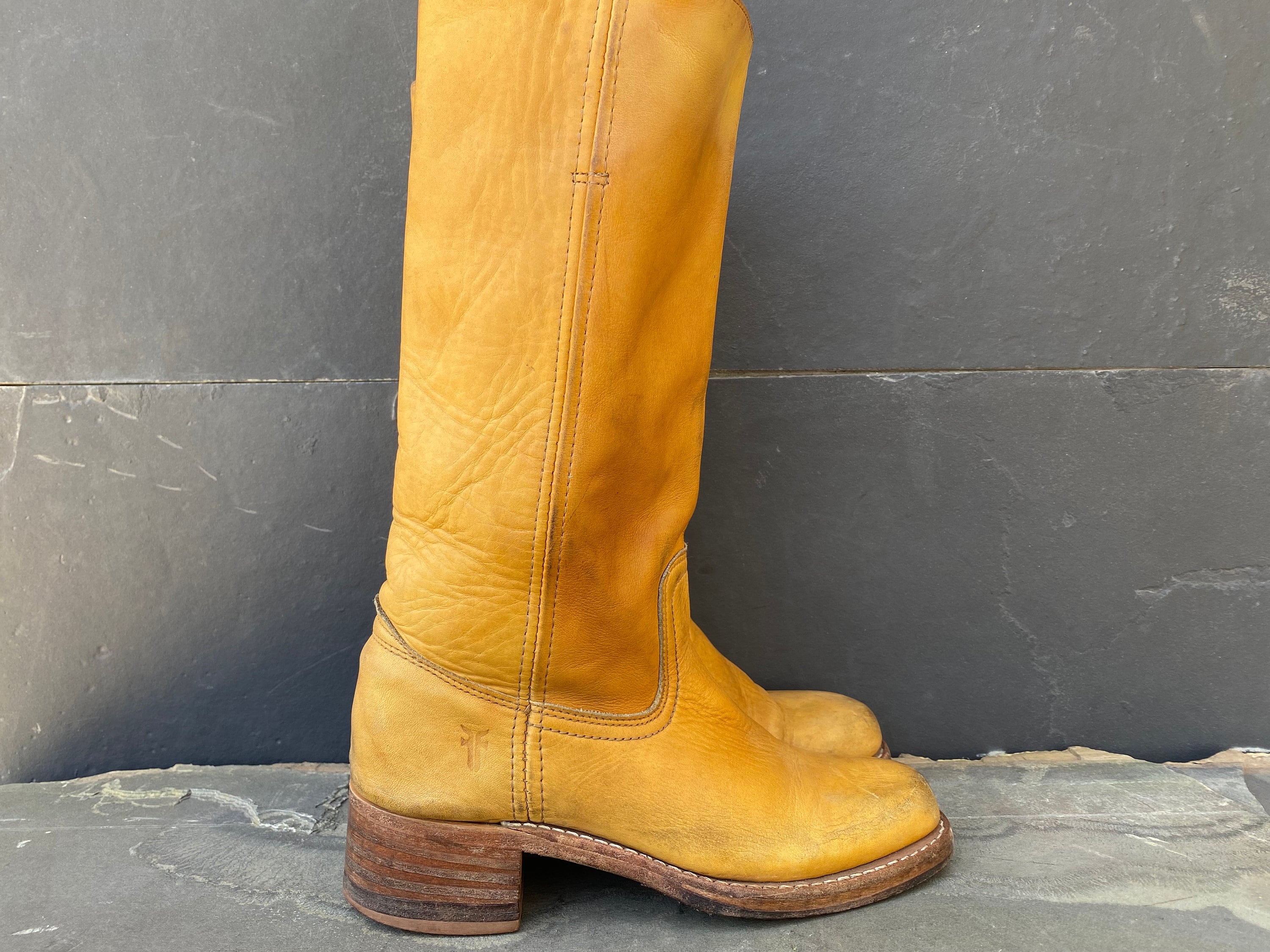 VTG FRYE Pull on Campus Banana Yellow Tall Leather Boots Sz 8 M