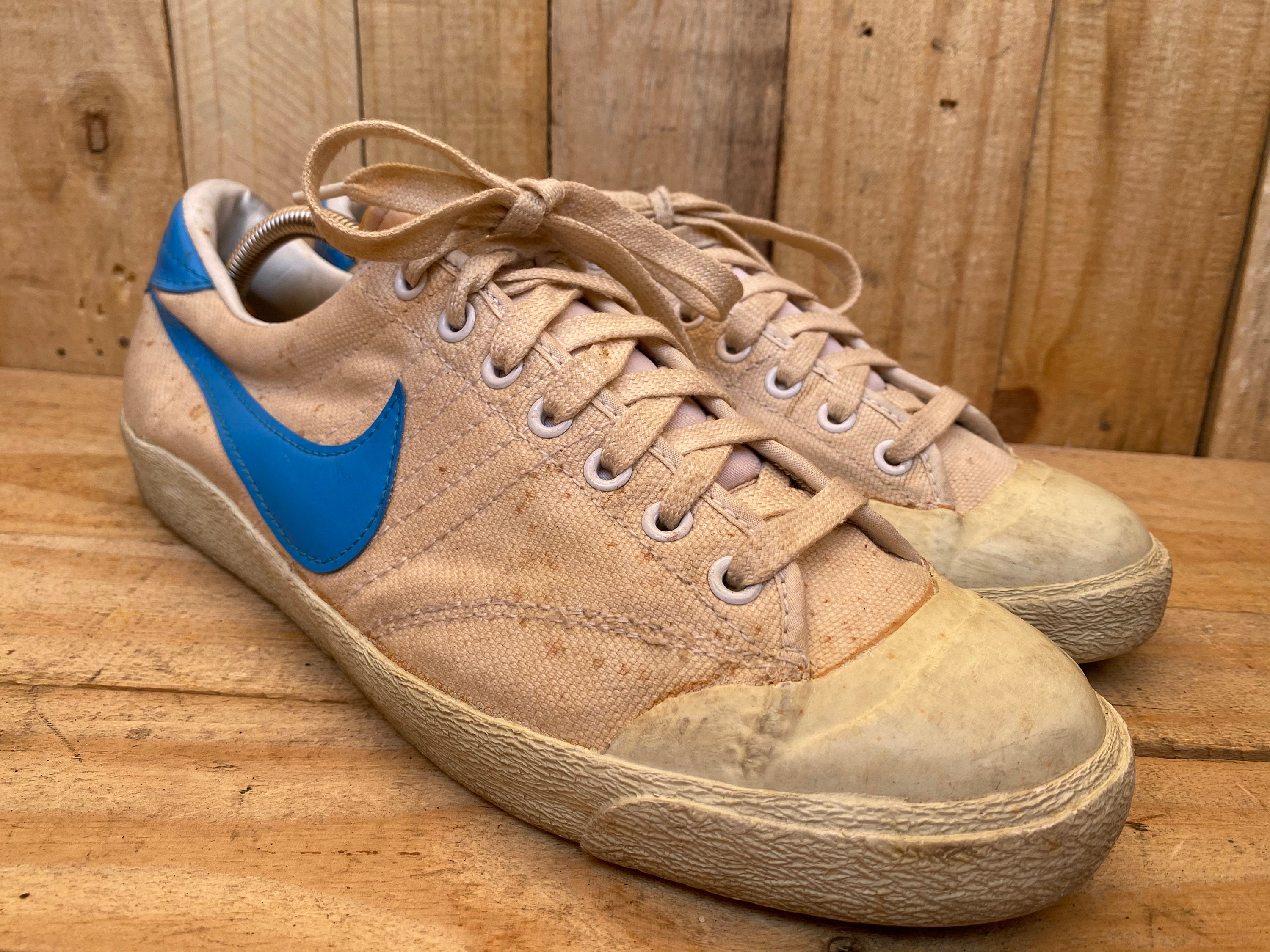Rare Vintage All Court Tennis Shoes Mens 1978 Size 11 -