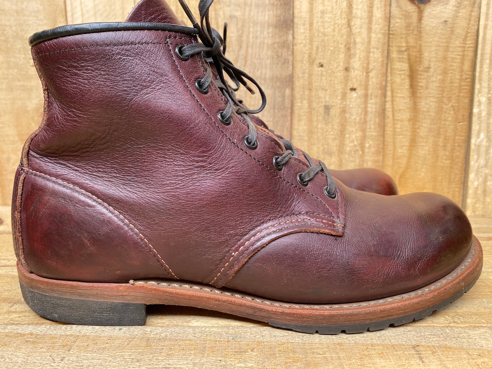 Red Wing Heritage 9011 Beckman Round Black Cherry Featherstone | Etsy