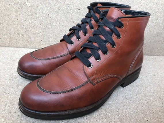 frye moc toe