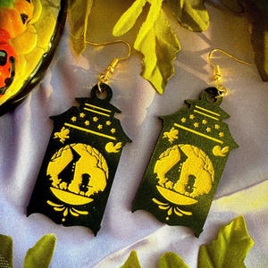 Pendientes acrílicos de la sombra de la linterna del bosque de Otgw