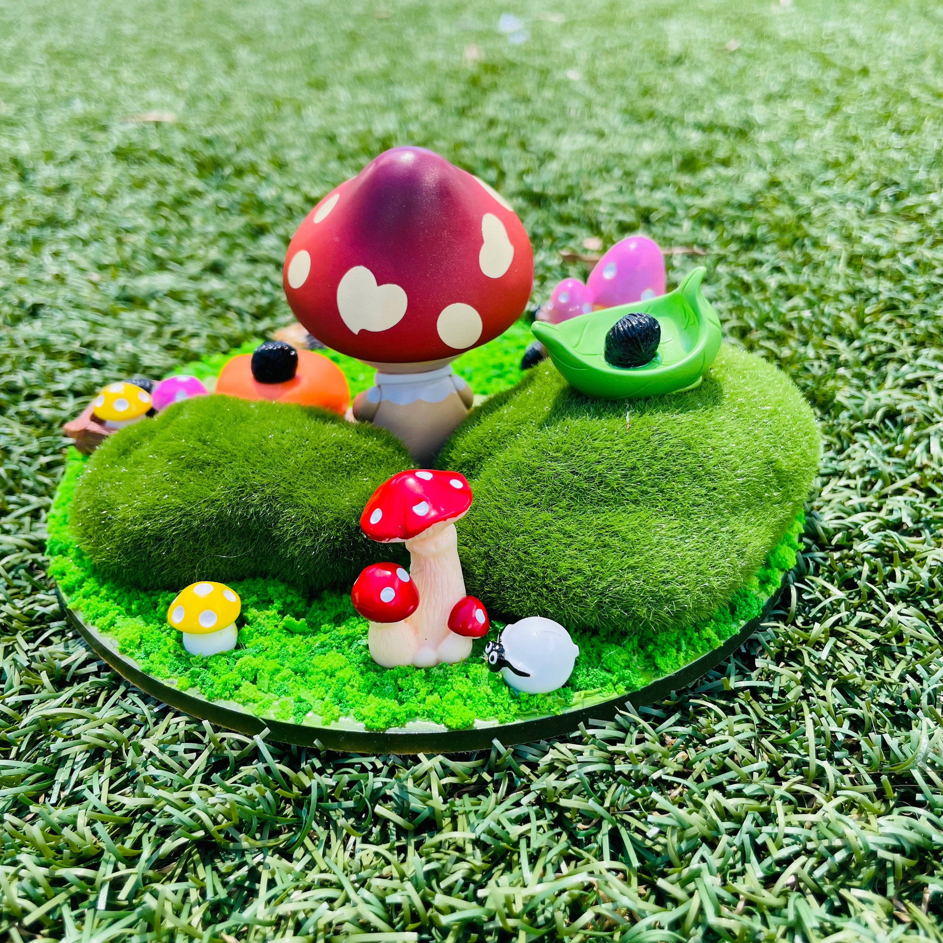 Dimoo Series Moss Handmade Mobile Phone Holder Stand With Ground Covering and Art Toy of ...