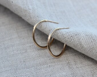 Argolas em ouro amarelo 14k, ouro amarelo maciço, argolas marteladas, postes, argolas de 3/4 de polegada