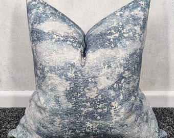 Funda de cojín texturizada azul y blanca • Funda de almohada retro - Tela gruesa y suave con textura azul y blanca - Funda bohemia con estampado abstracto vaquero costero