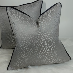 17&quot;x17&quot; Astar Carbon Grey Cushion Cover with Black Satin Piped Luxury Home Decor Animal Jacquard Accent perfect pillow cover for sofa or bed