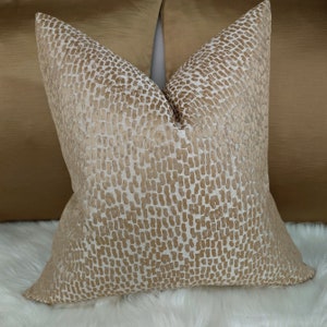 Luxury Champagne Gold Beige Antelope Cushion Cover Modern Home Decor Textured pillow sham Chair Sofa and Bed Pillow Cover Designer