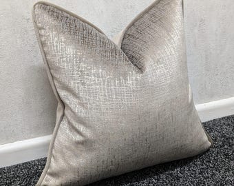 Funda de cojín Stone Mink con ribete dorado Funda de cojín de diseño Osamu para nuevo hogar Funda de almohada/cojín de lujo hecha a mano