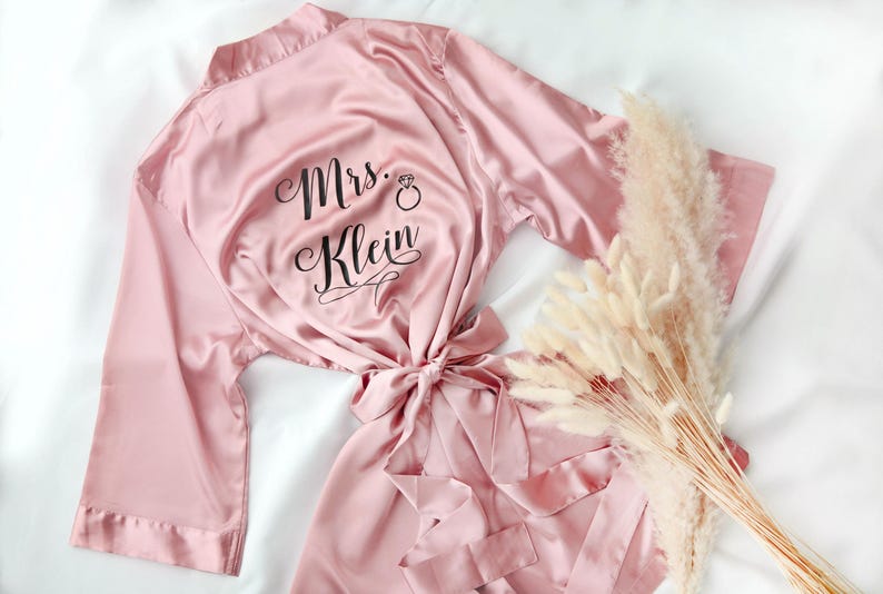 Personalized Satin Bridesmaid Robe: Monogram Bridal Party Gift image 12