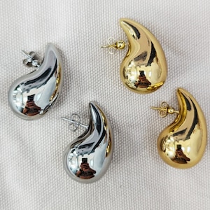 Trending water / tear drop earrings large lightweight, minimalist elegant Gold or Silver studs