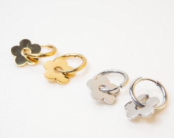 Cute Flower Charm Hoop Earrings in Silver or Gold. Dainty and Minimal for Everyday Wearing. Super Cute Summer Jewellery.