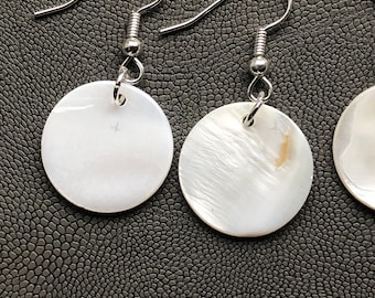 Handmade Native American made beautiful mother of pearl disc shaped earrings