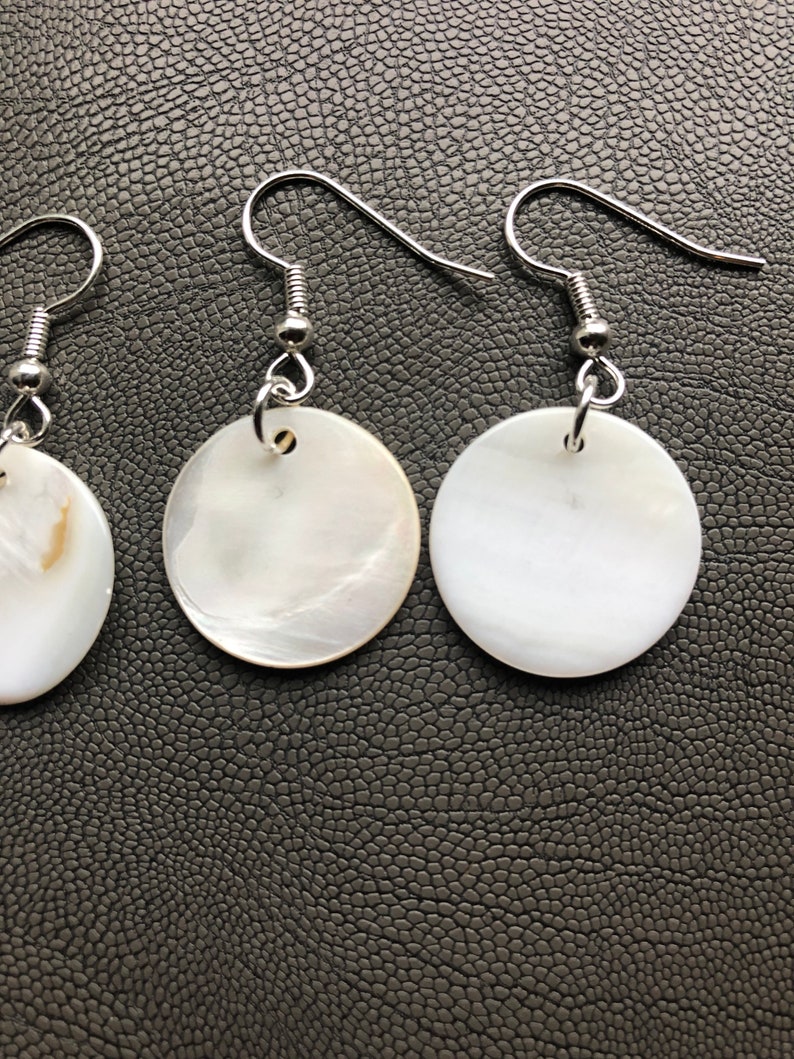 Handmade Native American made beautiful mother of pearl disc shaped earrings image 2