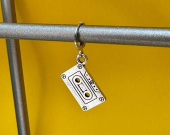 NUEVO: Pendiente con forma de casete individual / Regalo para amantes de la música / Cintas mixtas / Pendiente para él