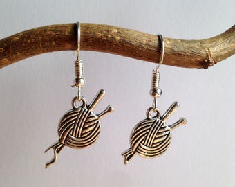 Pendientes de agujas de tejer y lana / Regalo de joyería para tejedores