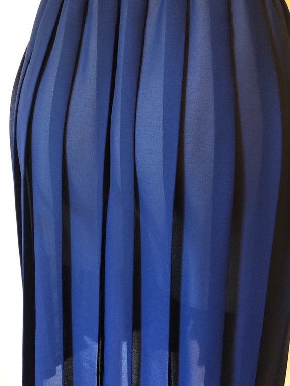 Navy Blue 70s-does-40s Pleated Cocktail Dress  ||… - image 4