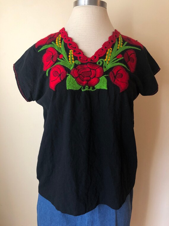 Vintage Mexican Embroidered Linen Blouse || Large - image 2