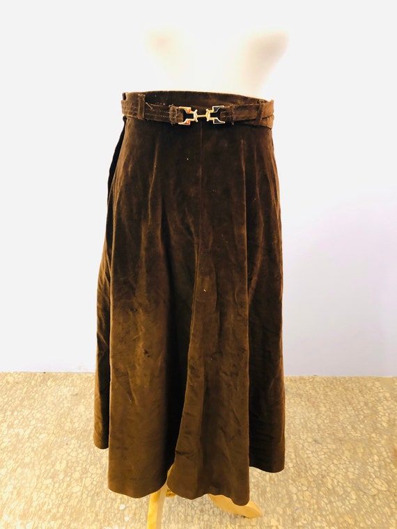 Gorgeous Midi Velvet Brown Skirt with Gold Clasp … - image 1