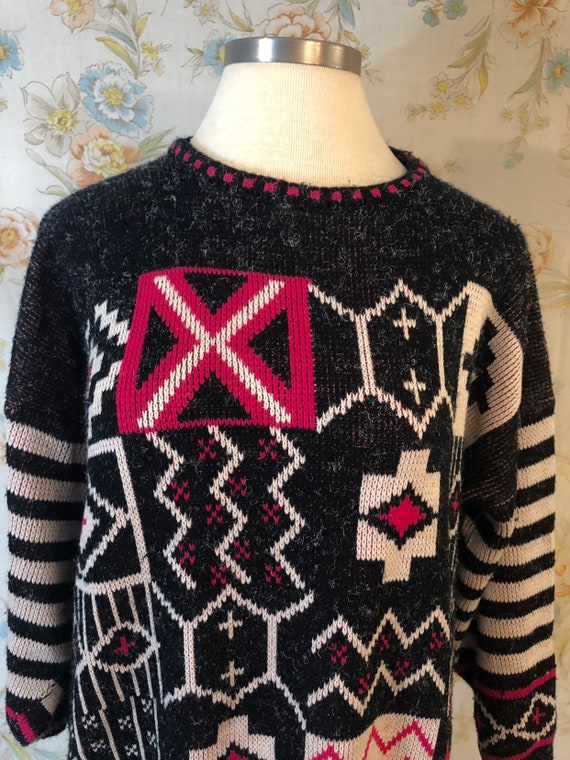 Abstract Forelli Sweater || Minimalist Abstract S… - image 6