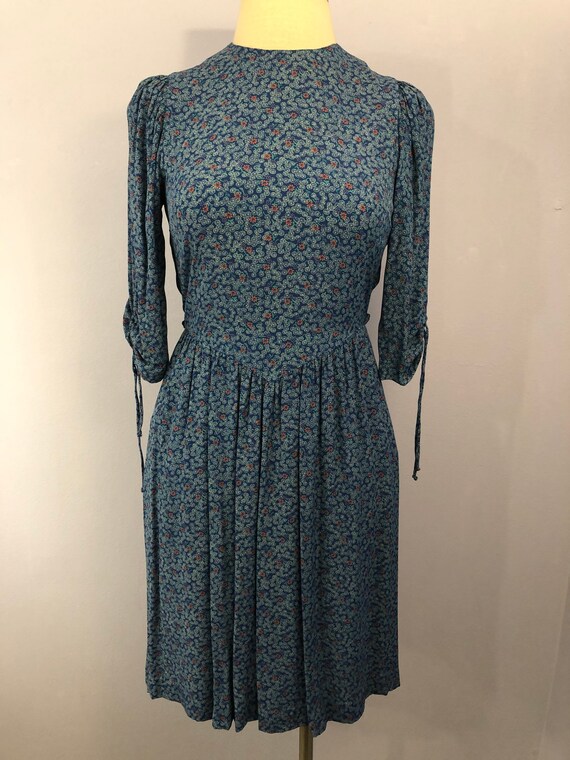 1980's Cottage Core Long Sleeve Dress with Daisy P