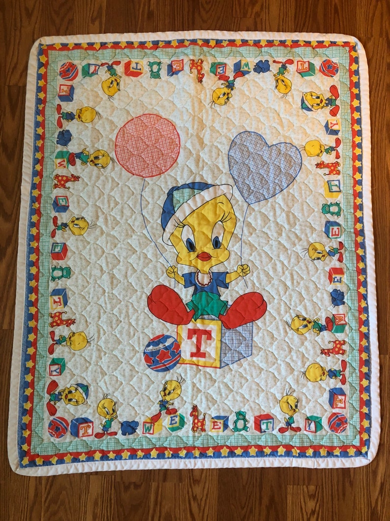 A Sweet Tweety Bird Blanket Brings Love & Smiles Anywhere