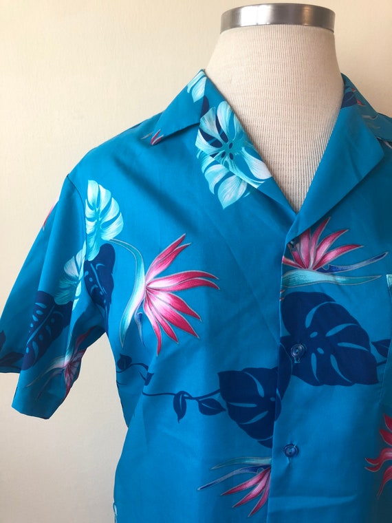 Hilo Hattie Blue Hawaii Shirt || Large || Vintage 