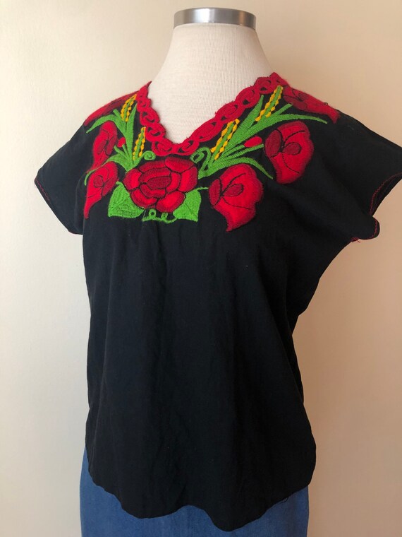 Vintage Mexican Embroidered Linen Blouse || Large - image 3