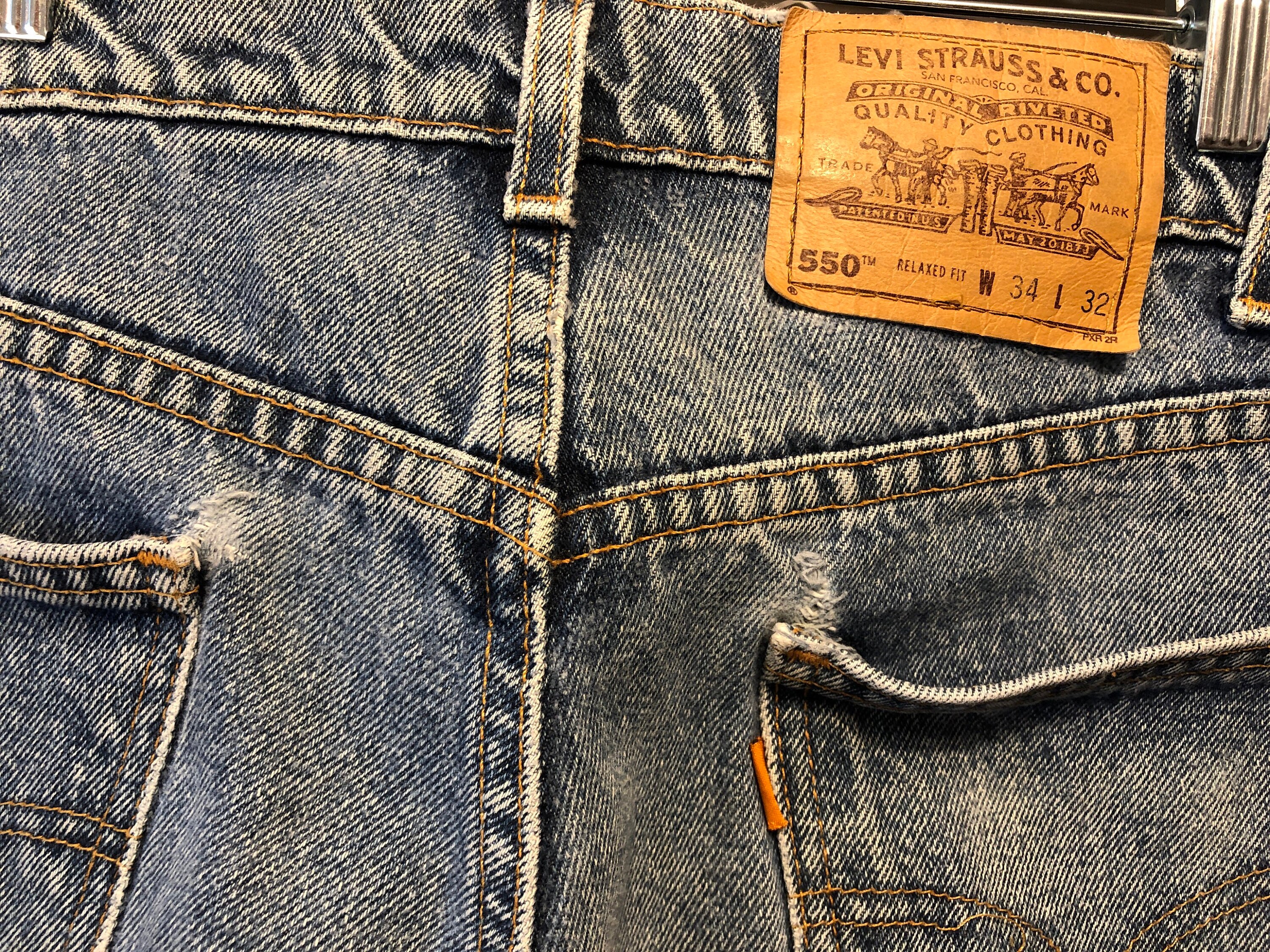 orange tab levis 550