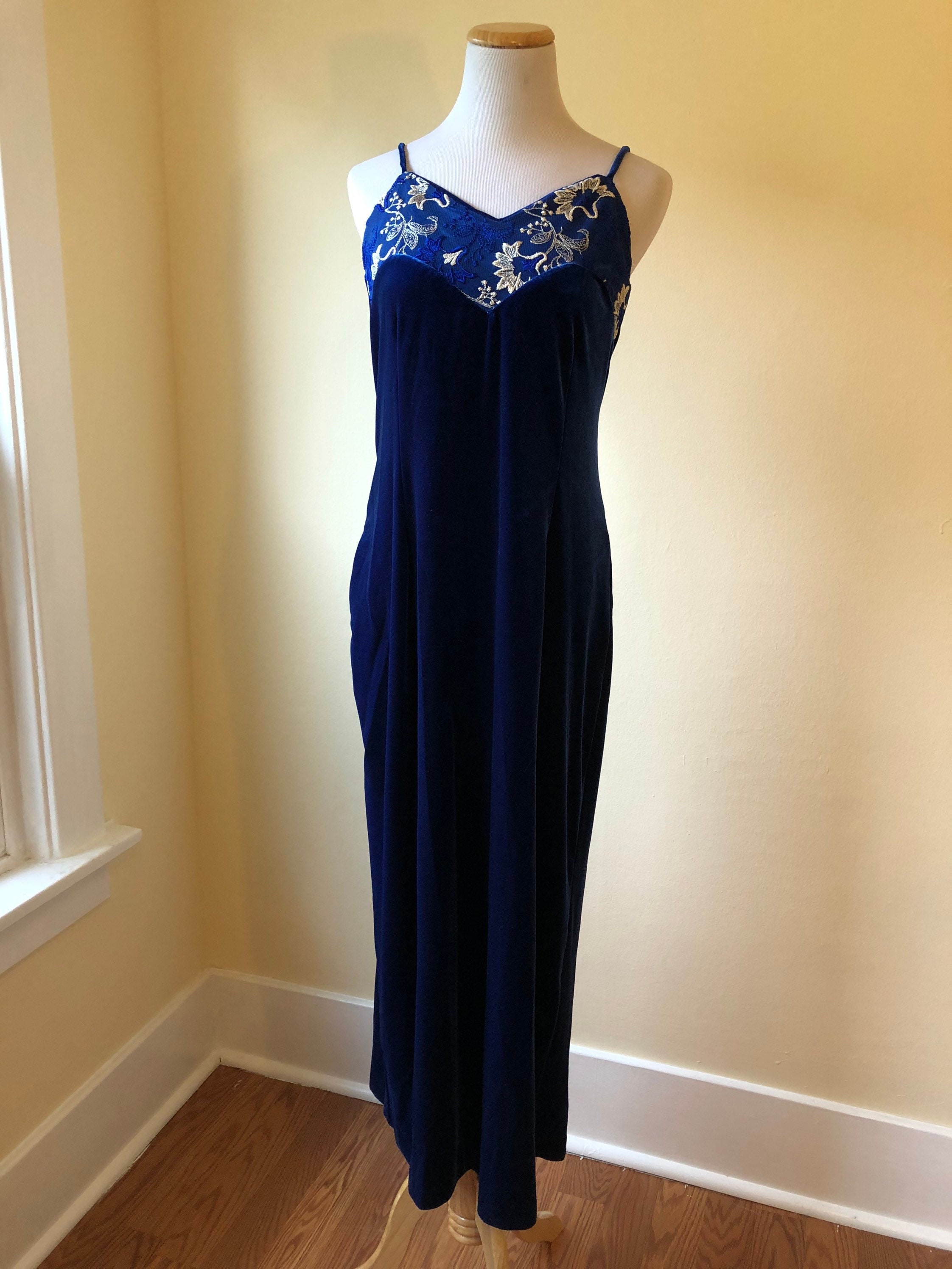 blue velvet movie dress Wearing Memories: Blue Velvet Dress @museumatfit on Tumblr