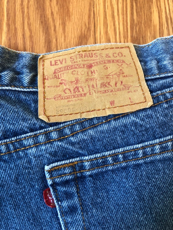 Nicely Worn-in Vintage Levis Classic Wash 505 Jea… - image 1