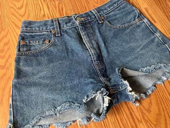 1980's Levi's 505 Daisy Duke Shorts || w30 || Vin… - image 1