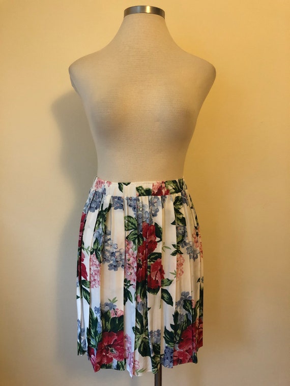 80s Pleated Floral Print Skirt by Carol Anderson … - image 1