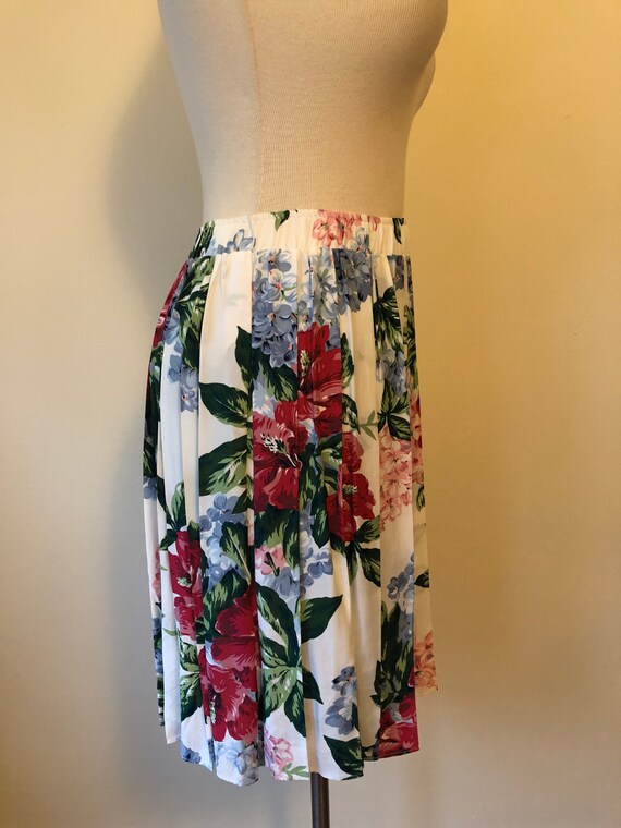 80s Pleated Floral Print Skirt by Carol Anderson … - image 5