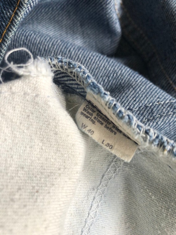 Lightly Faded 1970s Bootcut Levis 517 Jeans || 40… - image 4