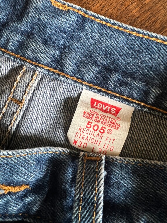 1980's Levi's 505 Daisy Duke Shorts || w30 || Vin… - image 2