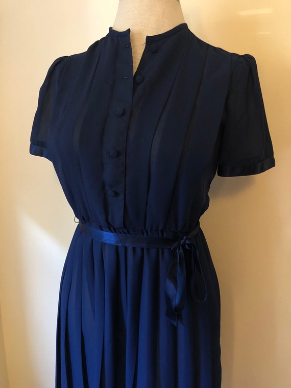 Navy Blue 70s-does-40s Pleated Cocktail Dress  ||… - image 7