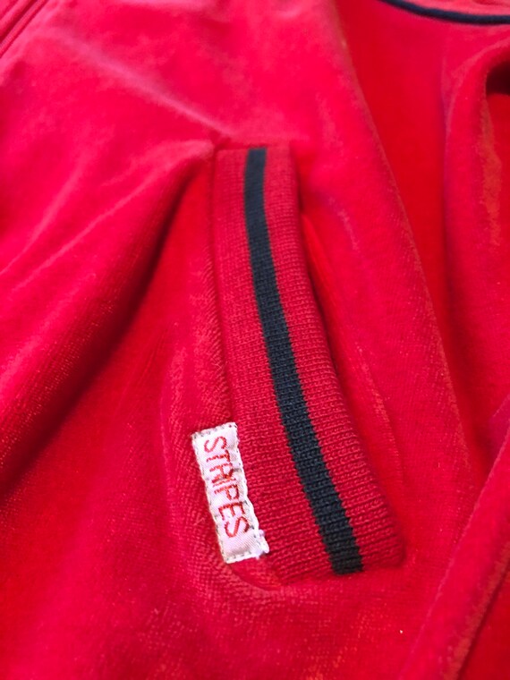 Red velour jacket - image 5