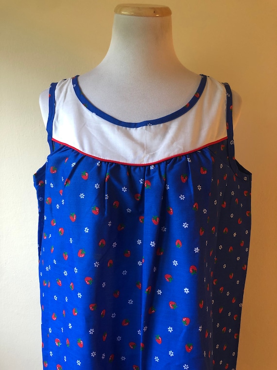 Cutest 1960's Sears Strawberry Day Dress || Large 