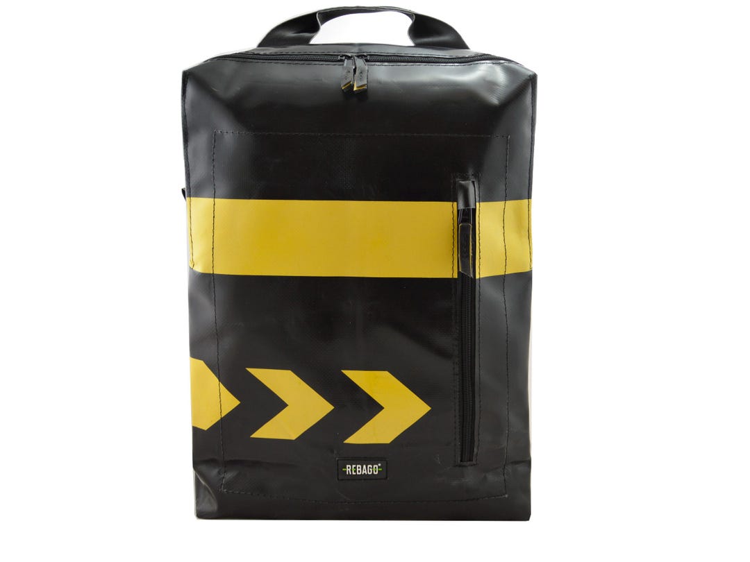 Gebrauchte Lkw Planen Upcycling Lkw Plane DAVID Eckiger Rucksack