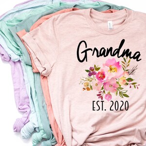 Grandma Shirt, Grandma Gift, Grandma Gift, Grandma T Shirt, Grandma TShirt, New Grandma, Pregnancy Reveal, Pastel, Bella Canvas - Item 6026