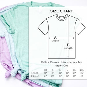以下が含まれることがあります： Bella + Canvas ユニセックスジャージーTシャツスタイル3001のサイズチャート。チャートは、XS、S、M、L、XL、2XL、3XLのサイズについて、幅と長さをインチで示しています。