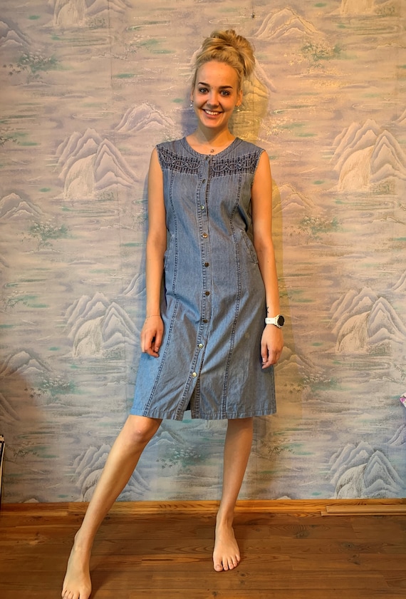 Vintage Light Denim Jeans Sleevless Dress Mini Jeans Dress Adjustable Waist Dress Midi Dress Button Up Dress Boho Dress Size Medium to Large