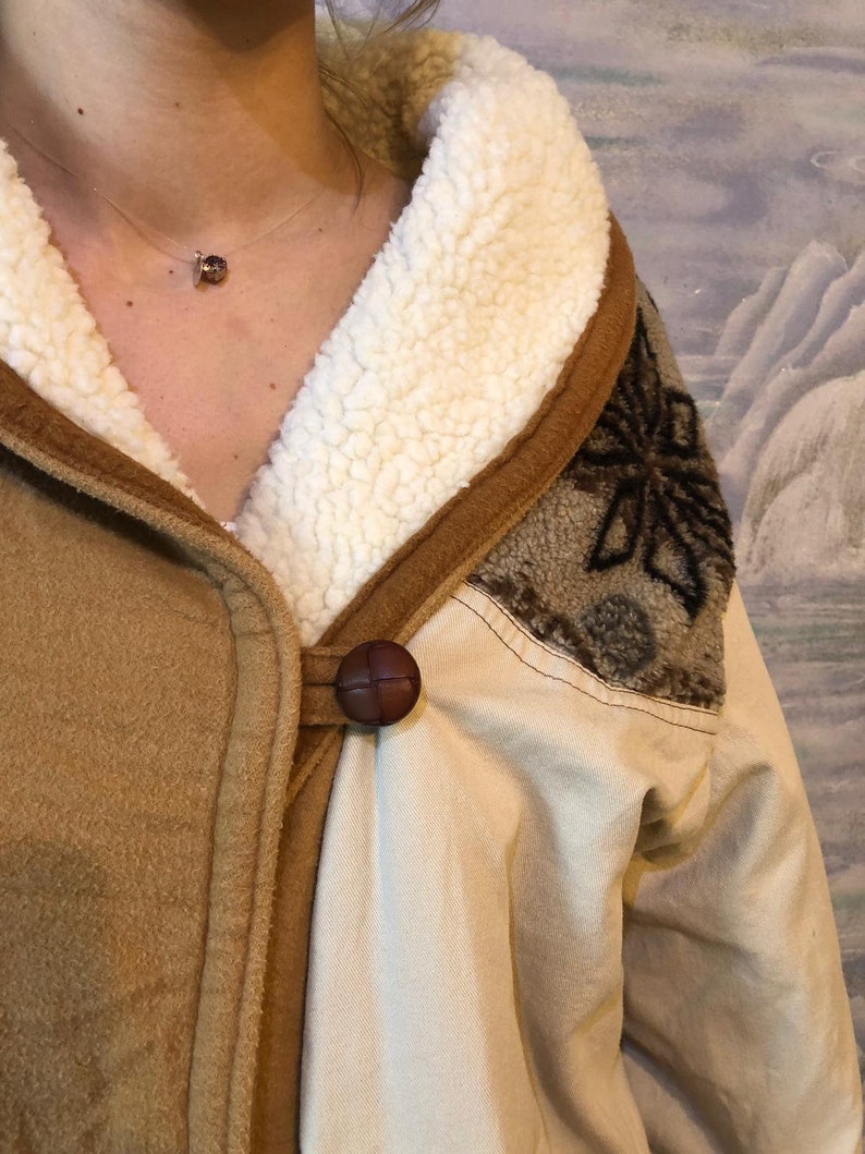 Vintage Women/'s Parka Jacket Beige Jacket Fuzzy Linning Jacket Medium to Large Size Comfortable Street Style Coat Hipster Oversize Jacket