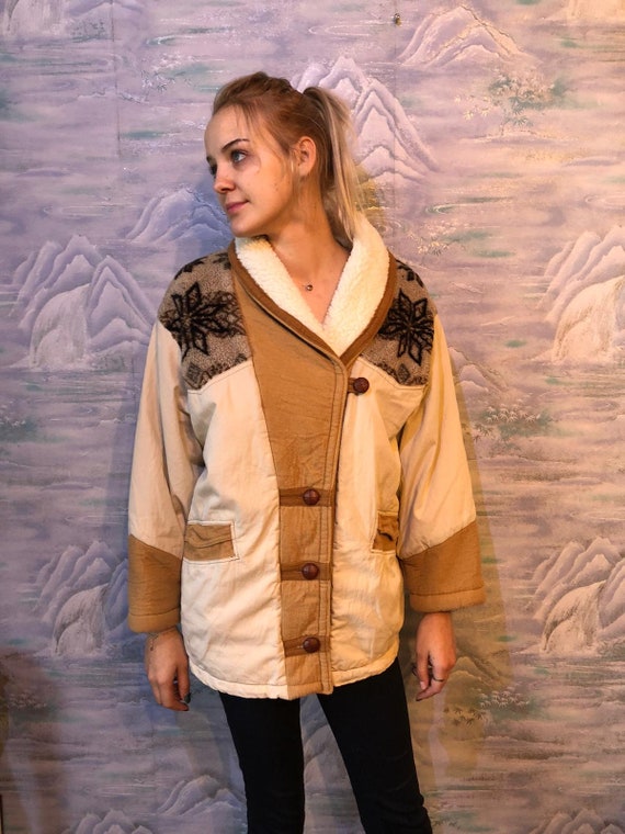 Vintage Women's Parka Jacket Beige Jacket Fuzzy Linning Jacket Medium to Large Size Comfortable Street Style Coat Hipster Oversize Jacket