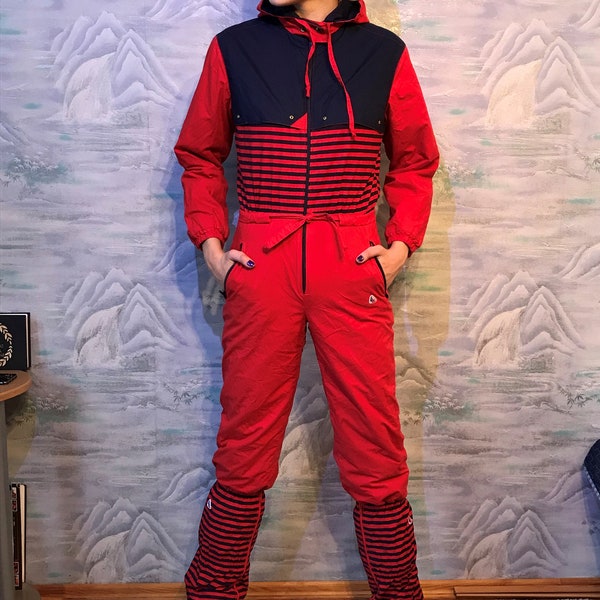 One Piece Ski Suit Vintage 90s Womens Retro Snow Suit Skiing Costume Red Snowboard Outfit Winter Overalls Snowboard Medium Size Winter Suit